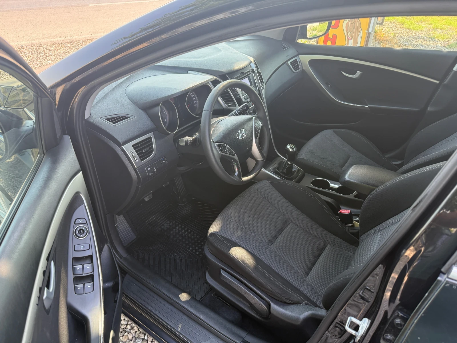 Hyundai I30 1.6 CRDI - изображение 7