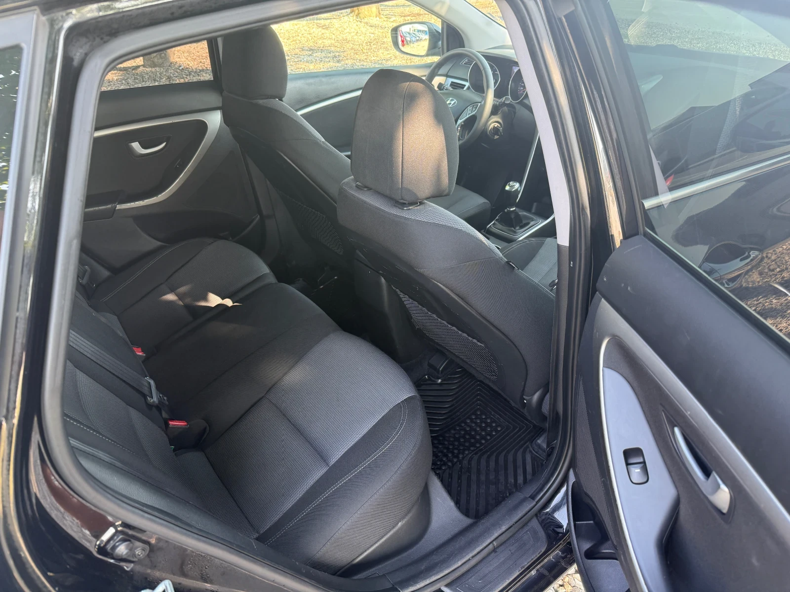 Hyundai I30 1.6 CRDI - изображение 9