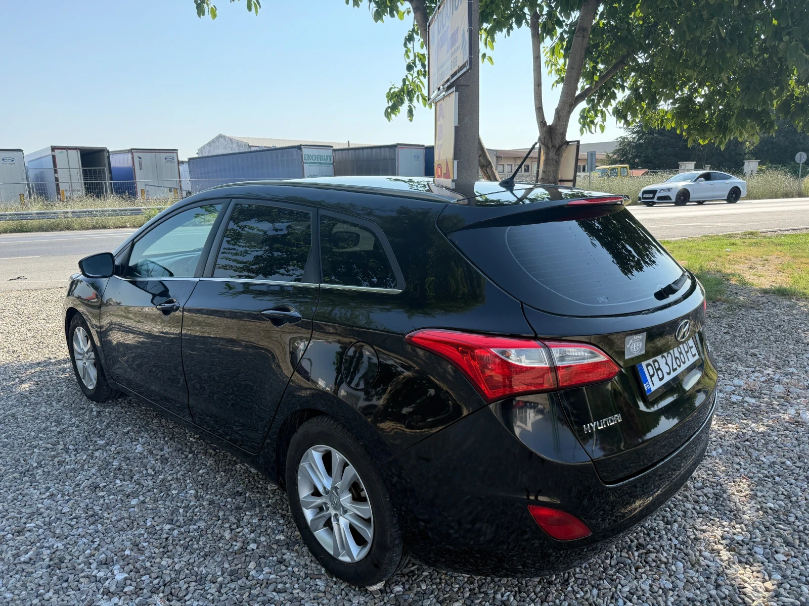 Hyundai I30 1.6 CRDI - изображение 4