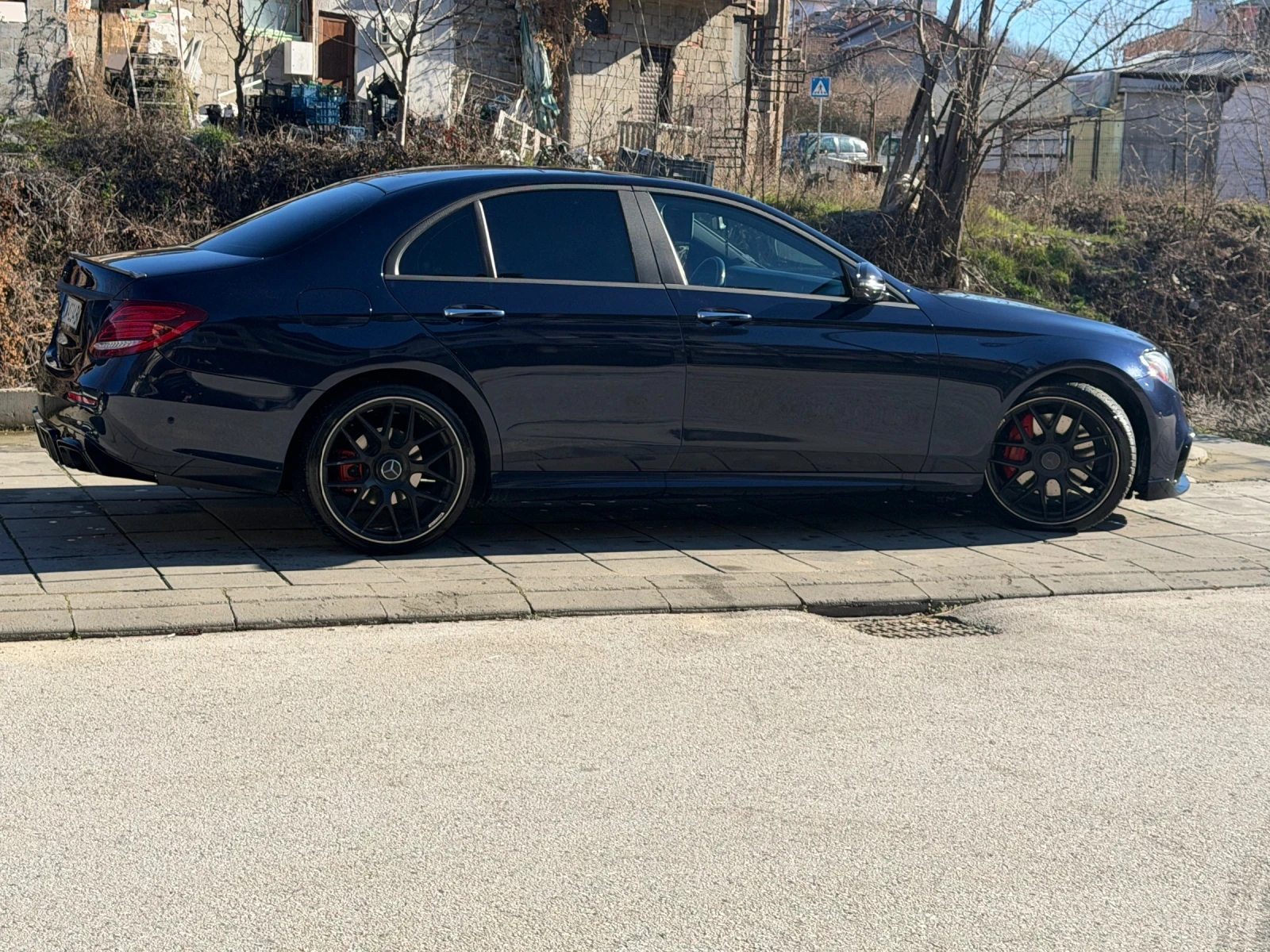 Mercedes-Benz E 300  - изображение 8