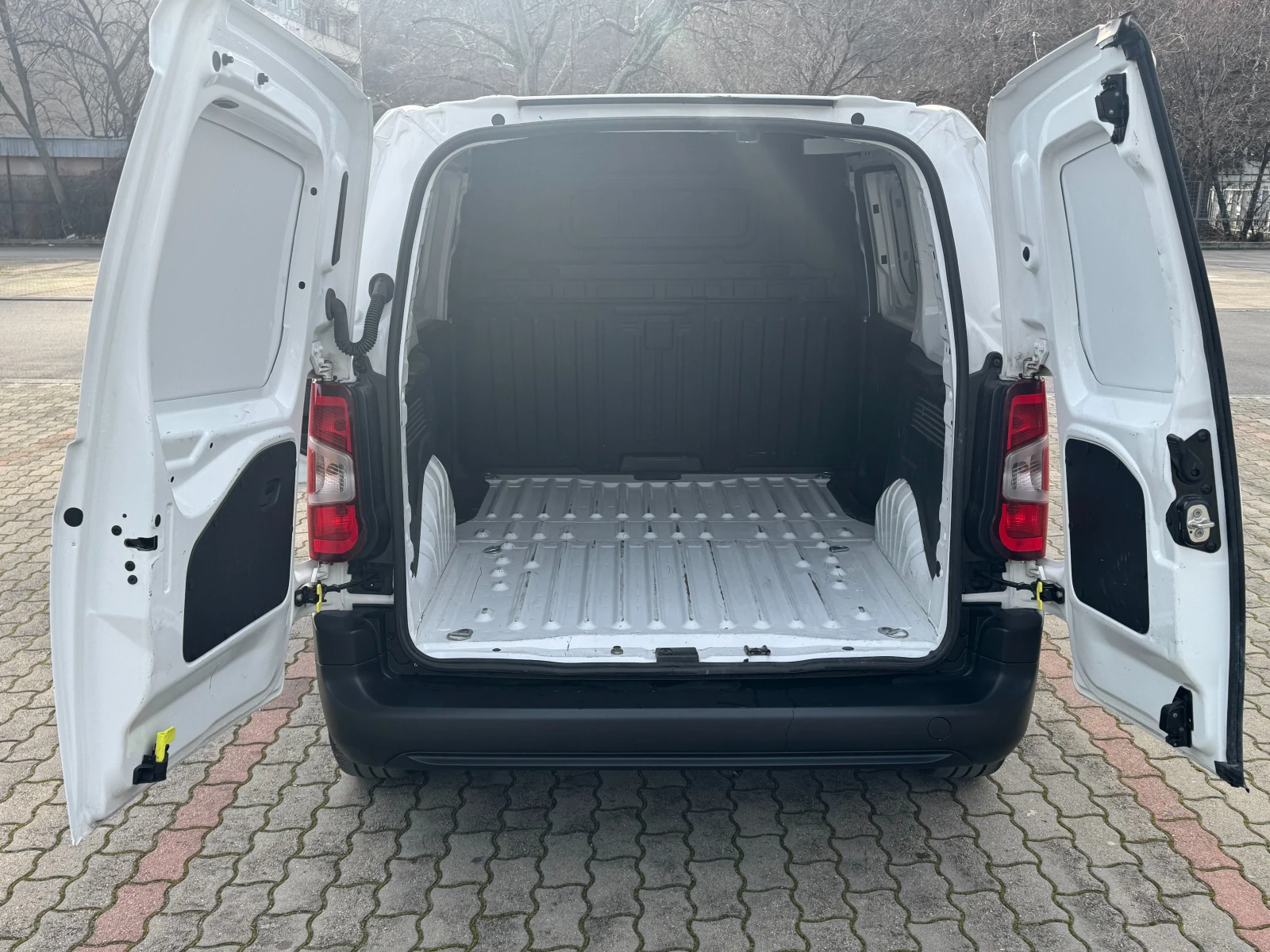 Toyota Proace City  1.5D 75�� , 67000��  ������ EURO 6 , ��������� | Mobile.bg � ����������� 9