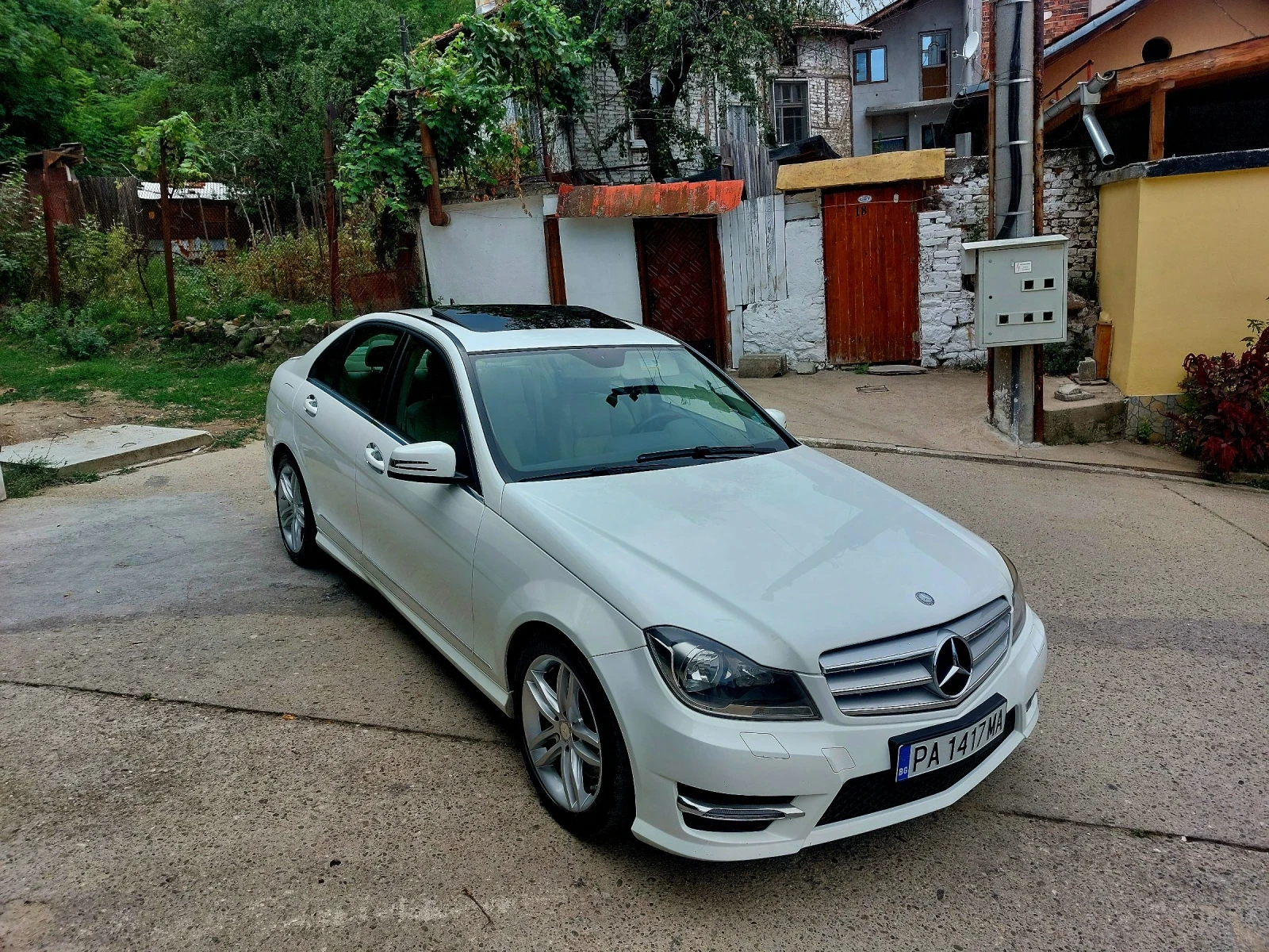 Mercedes-Benz C 300 4-MATIC 118 000 km - изображение 8