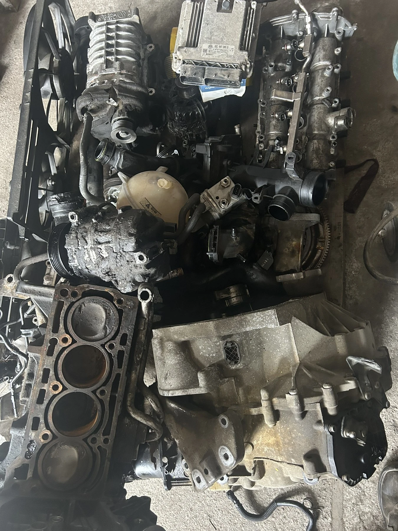 VW Passat 1.4TFSI DSG, снимка 11 - Автомобили и джипове - 53735080