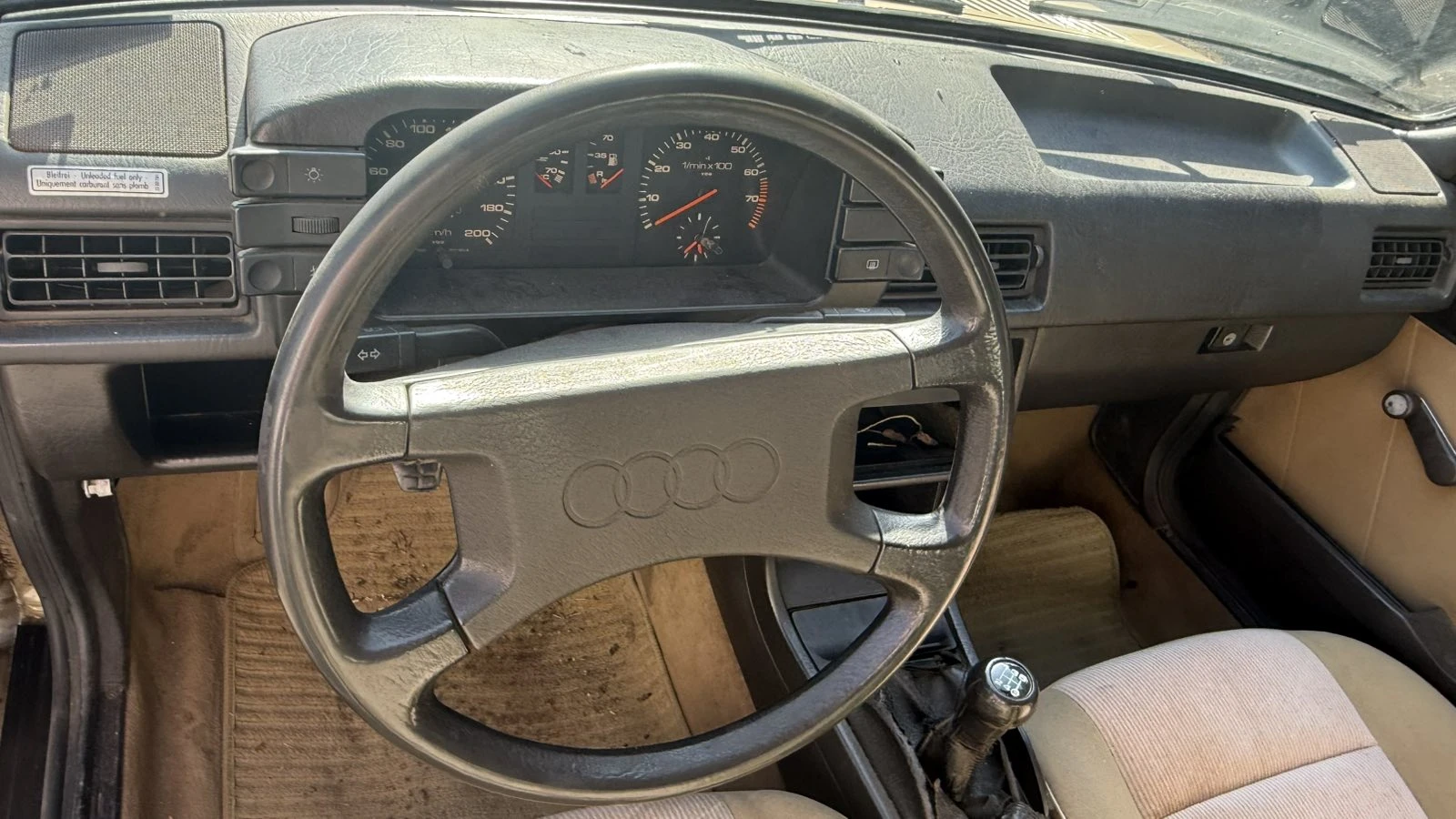 Audi 80, снимка 5 - Автомобили и джипове - 53960014