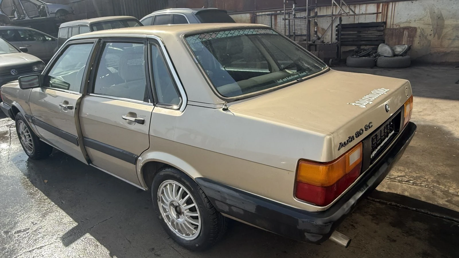Audi 80, снимка 3 - Автомобили и джипове - 53960014