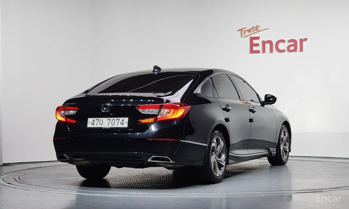 Honda Accord * 1.5T* ШИБИДАХ* КАМЕРИ* ПОДГРЕВ* KEYLESS* , снимка 3 - Автомобили и джипове - 54260516