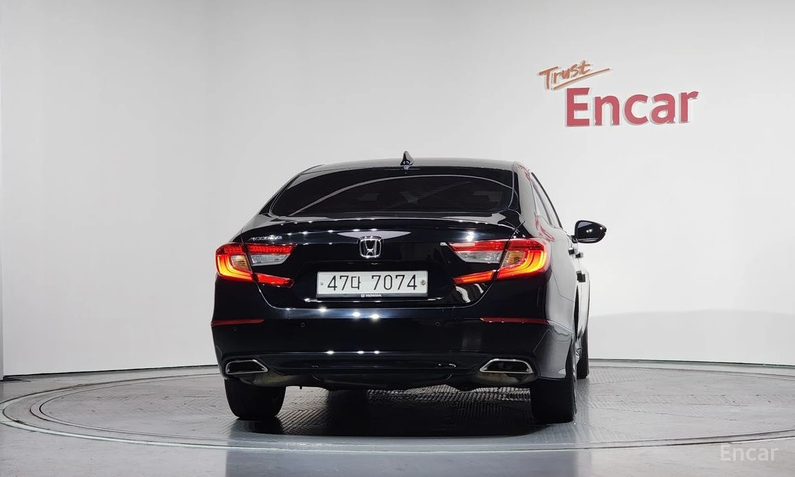 Honda Accord * 1.5T* ШИБИДАХ* КАМЕРИ* ПОДГРЕВ* KEYLESS* , снимка 4 - Автомобили и джипове - 54260516