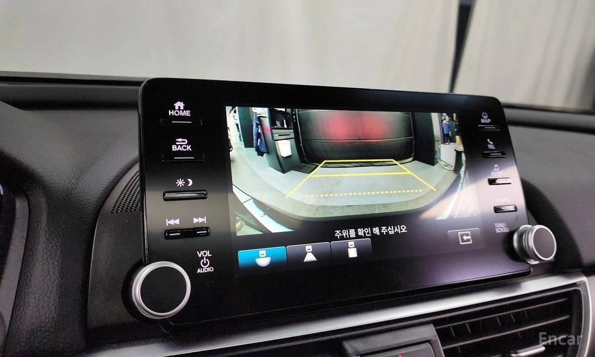 Honda Accord * 1.5T* ШИБИДАХ* КАМЕРИ* ПОДГРЕВ* KEYLESS* , снимка 12 - Автомобили и джипове - 54260516