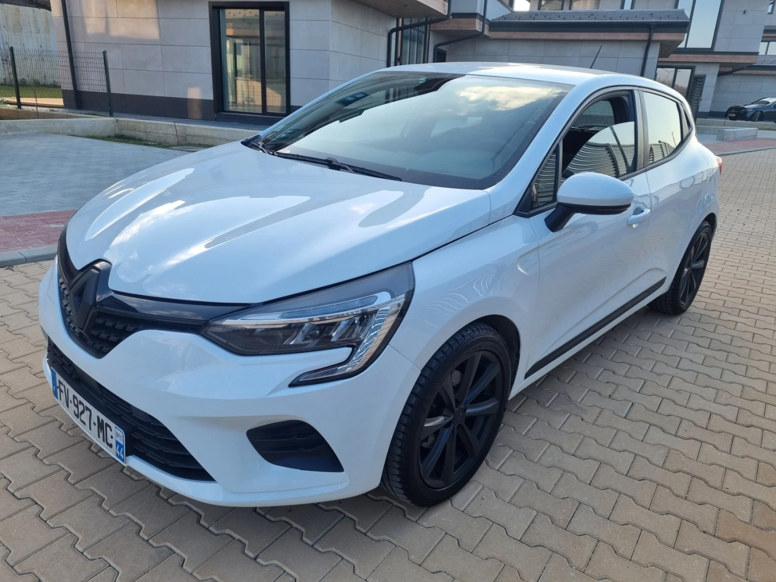 Renault Clio 1.5DCI Navi, снимка 2 - Автомобили и джипове - 54323847