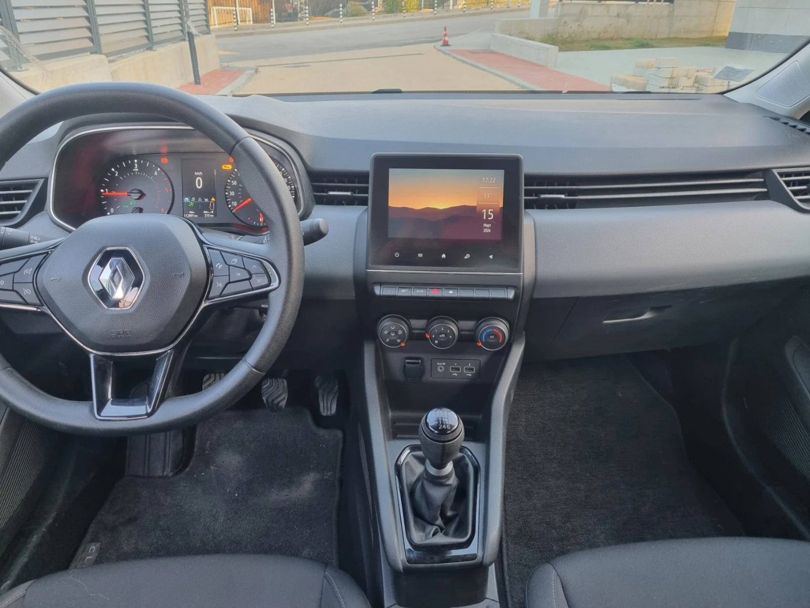 Renault Clio 1.5DCI Navi, снимка 7 - Автомобили и джипове - 54323847