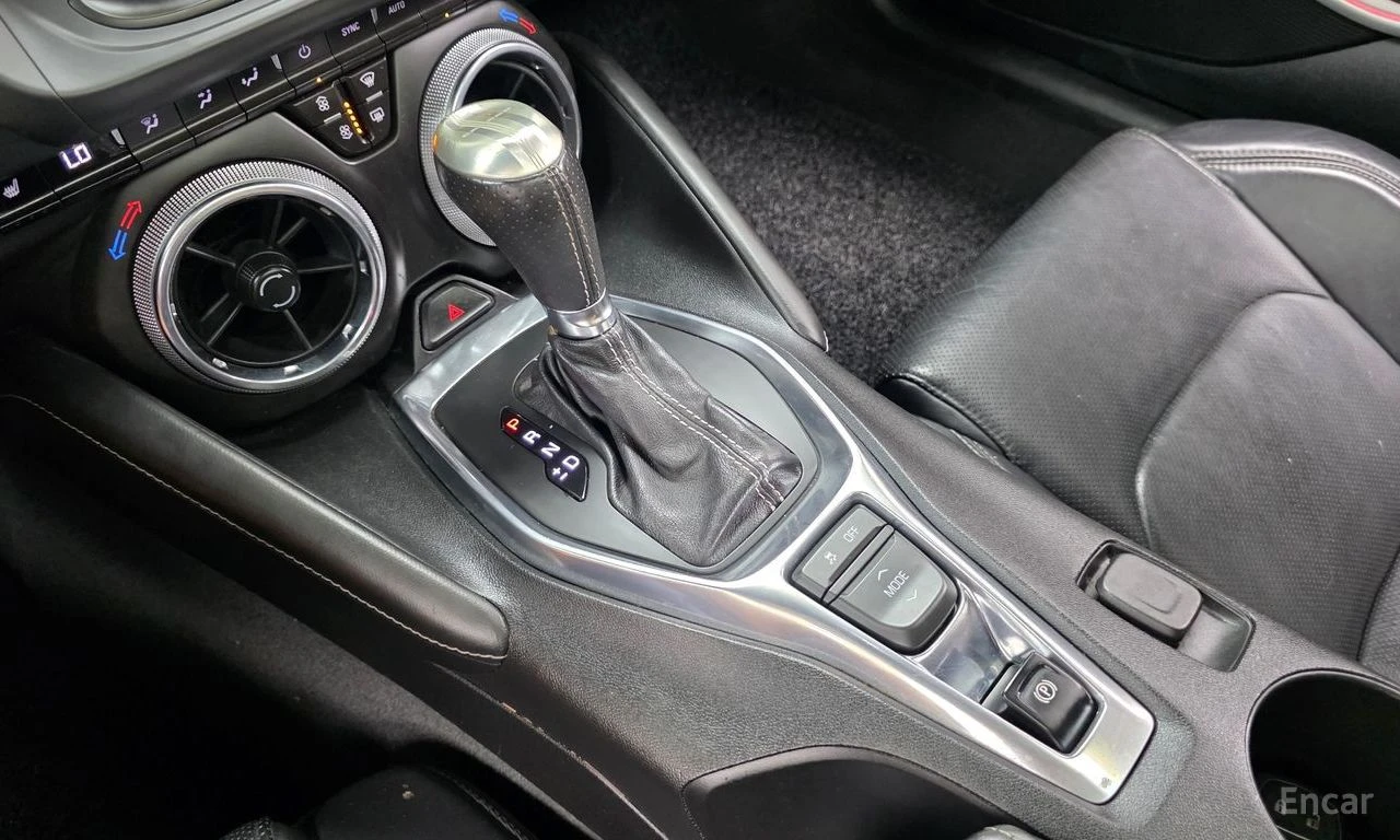 Chevrolet Camaro SS* 6.2* V8* ПОДГРЕВ* ОБДУХВАНЕ* КАМЕРА* КЕЙЛЕС* , снимка 12 - Автомобили и джипове - 55029678