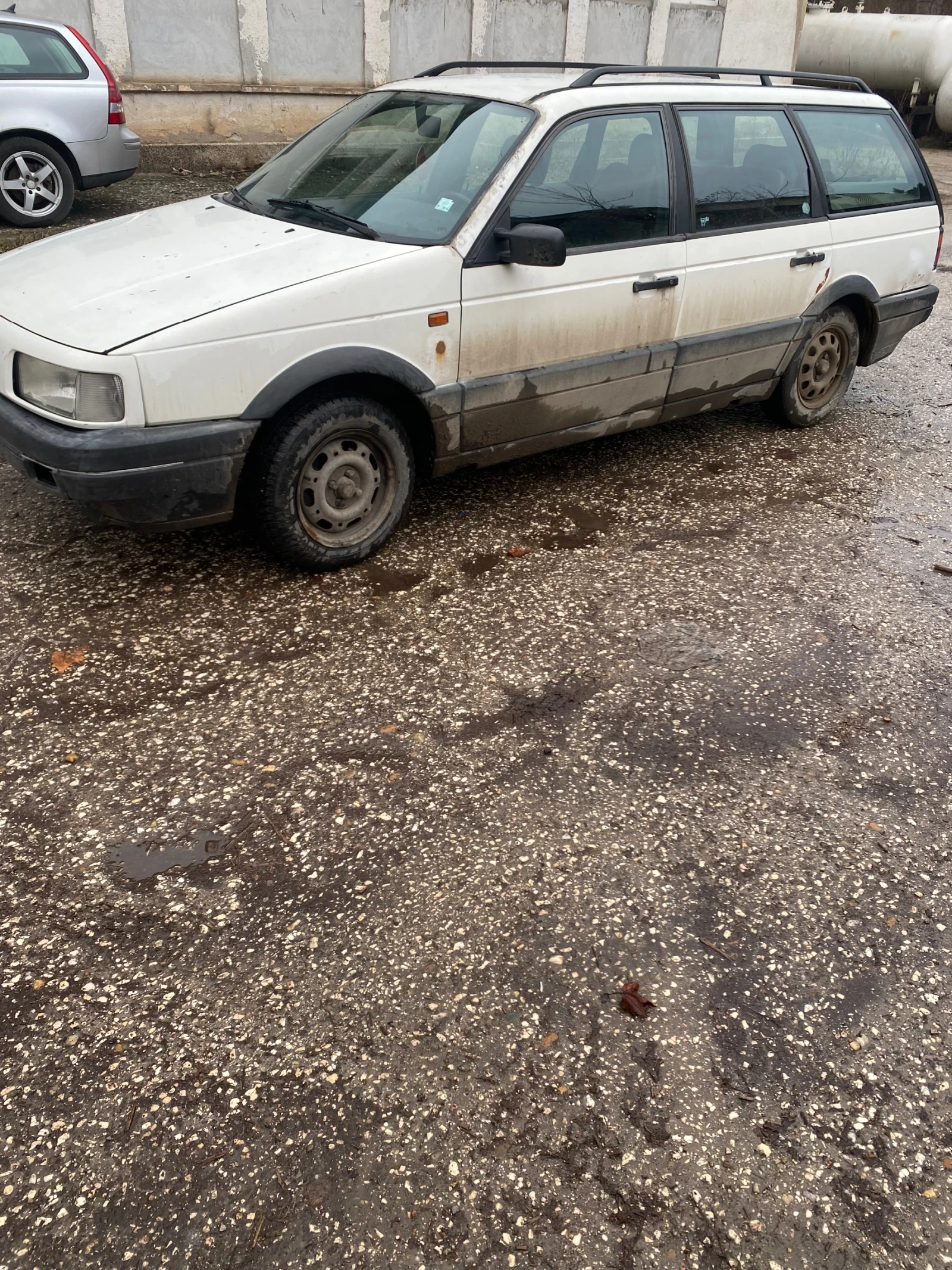 VW Passat, снимка 4 - Автомобили и джипове - 55018455