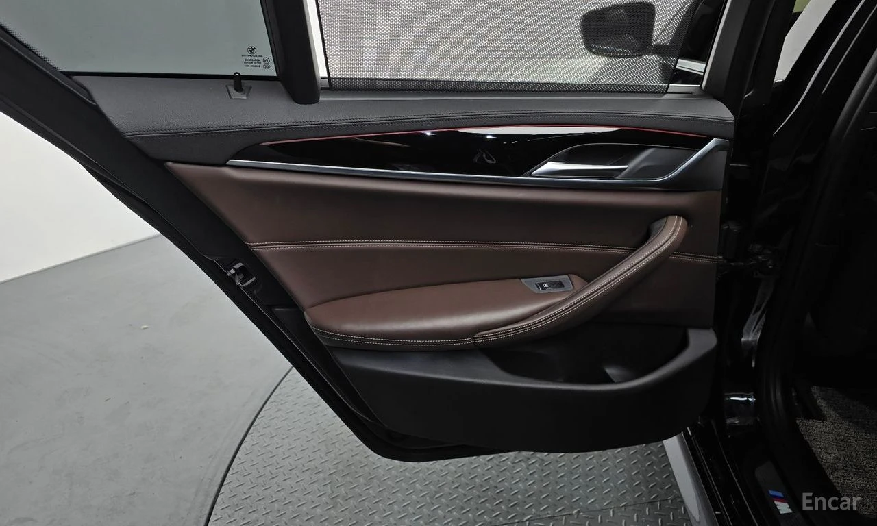 BMW 530 ОБДУХВАНЕ * 360 КАМЕРА * АВТОКРЕДИТ * HEAD-UP, снимка 15 - Автомобили и джипове - 55234062