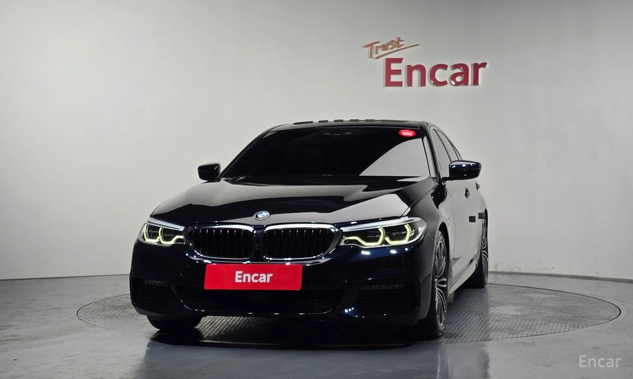 BMW 530 ОБДУХВАНЕ * 360 КАМЕРА * АВТОКРЕДИТ * HEAD-UP, снимка 4 - Автомобили и джипове - 55234062