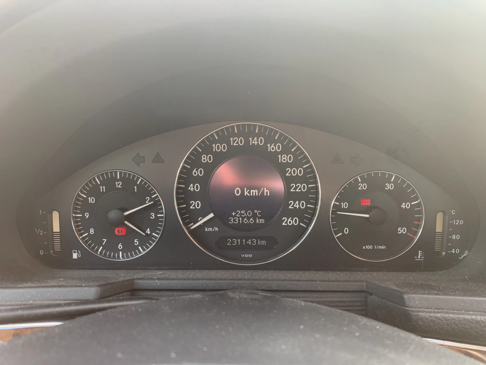 Mercedes-Benz E 220 E220 CDI, снимка 6 - Автомобили и джипове - 55629331
