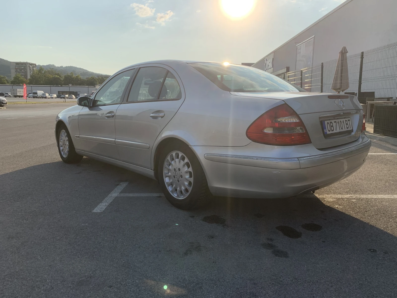 Mercedes-Benz E 220 E220 CDI, снимка 3 - Автомобили и джипове - 55629331