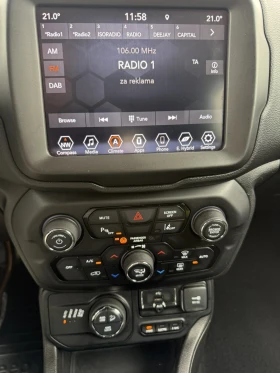 Jeep Renegade 4xe Plug-In Hybrid Limited 4x4, снимка 17
