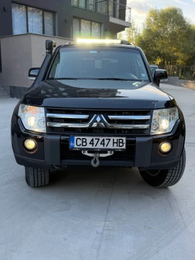 Mitsubishi Pajero 3.8 V6 Automatic , снимка 3