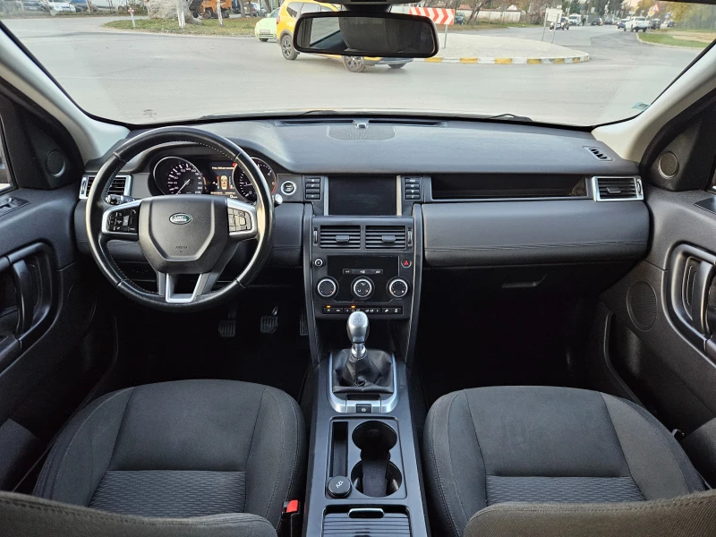 Land Rover Discovery Sport 2.0D, 150к.с., Пълна сервизна история!, снимка 7 - Автомобили и джипове - 47876936