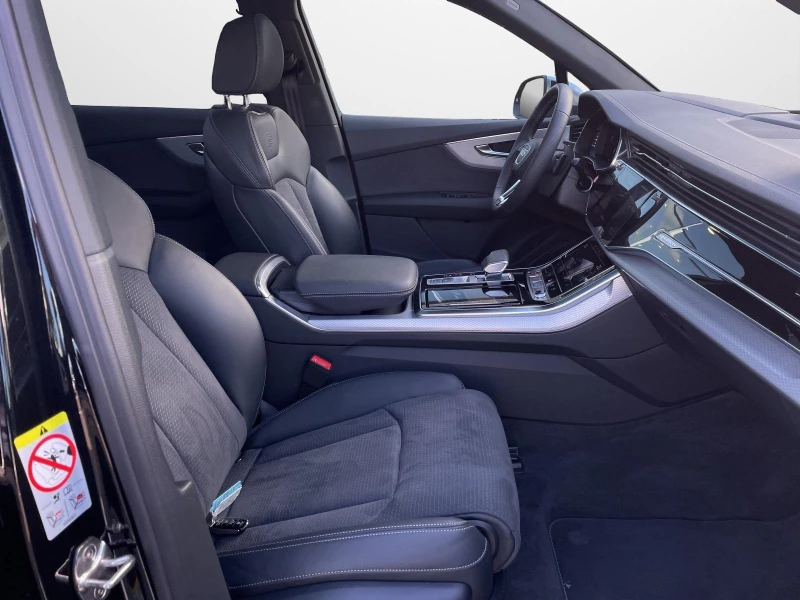 Audi SQ7 TFSI/FACELIFT/BLACK OPTIC/PANO/MATRIX/HUD/7МЕСТЕН/, снимка 11 - Автомобили и джипове - 52304874