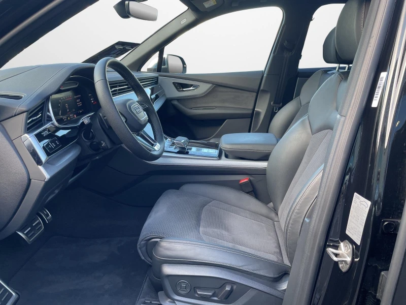 Audi SQ7 TFSI/FACELIFT/BLACK OPTIC/PANO/MATRIX/HUD/7МЕСТЕН/, снимка 7 - Автомобили и джипове - 52304874