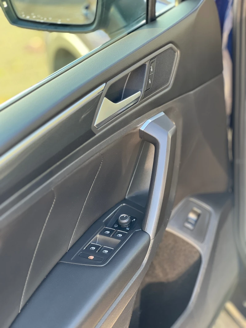 VW Tiguan Allspace 2.0 TDI 200 hp 4 Motion, снимка 9 - Автомобили и джипове - 52494539