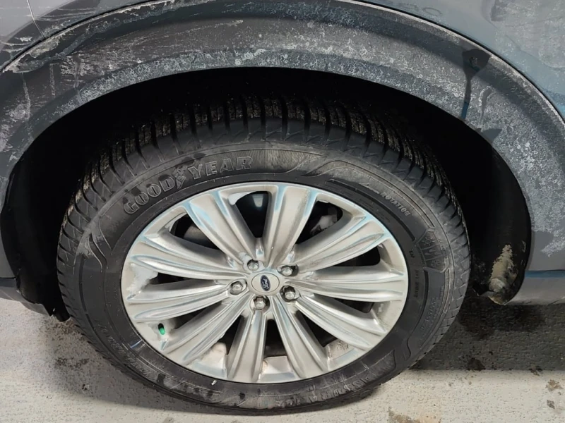 Ford Explorer * LIMITED * CARFAX * БЕЗ ПЪРВОНАЧАЛНА ВНОСКА, снимка 6 - Автомобили и джипове - 52929587