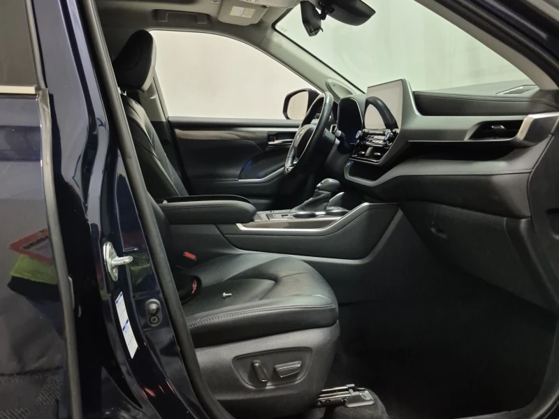 Toyota Highlander * HYBRID LIMITED* AWD* CARFAX* АВТО КРЕДИТ* , снимка 9 - Автомобили и джипове - 53219977
