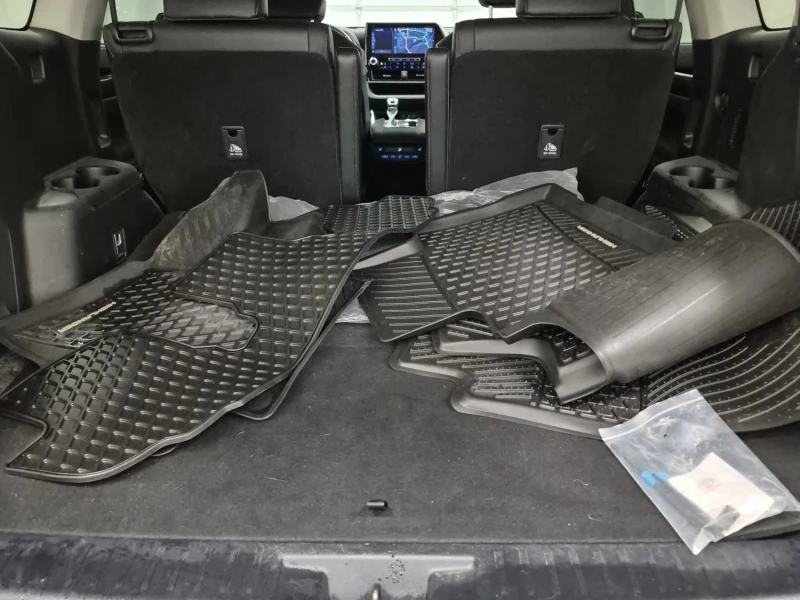 Toyota Highlander * HYBRID LIMITED* AWD* CARFAX* АВТО КРЕДИТ* , снимка 15 - Автомобили и джипове - 53219977