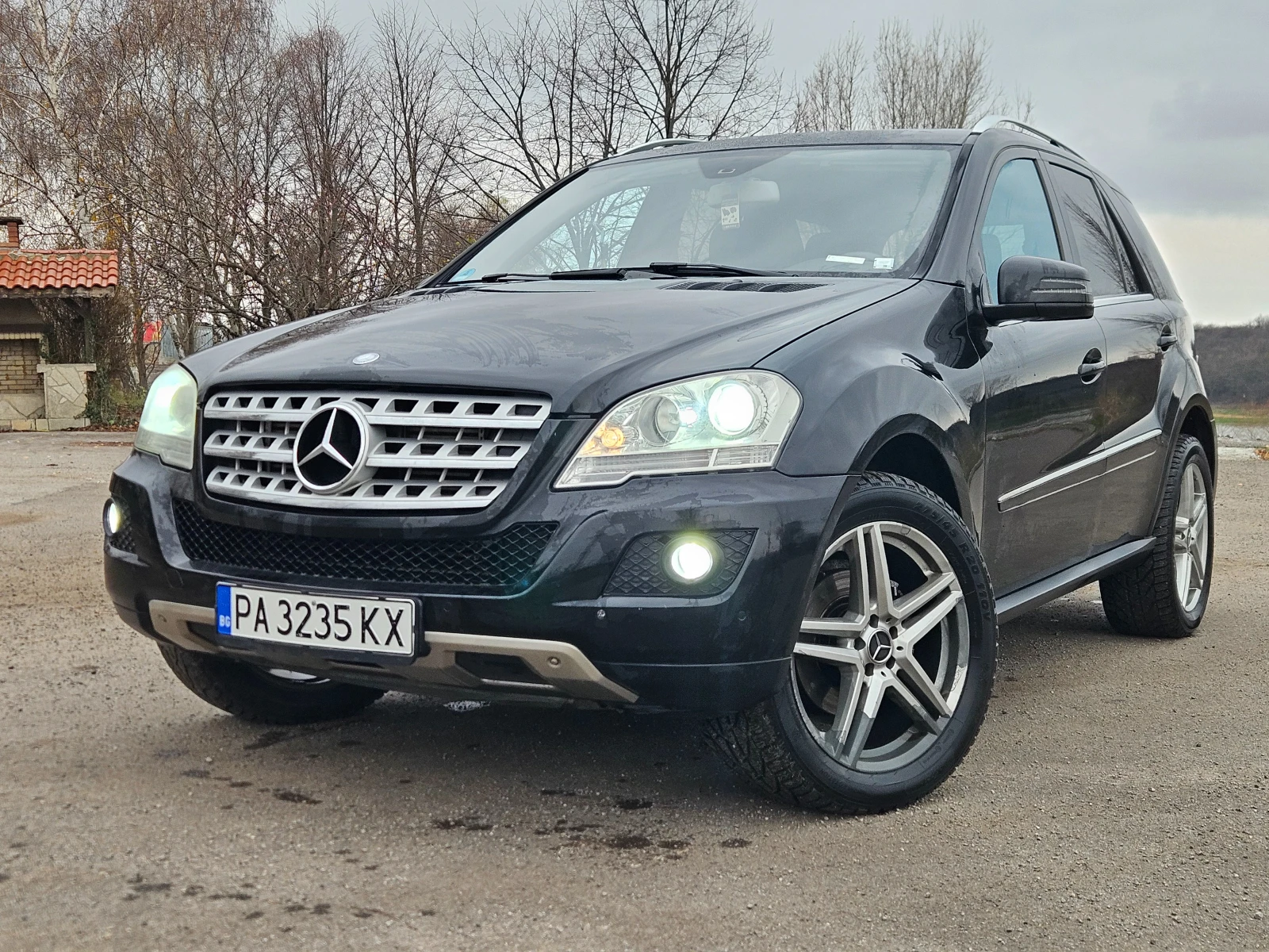 Mercedes-Benz ML 350 AMG ПАКЕТ/ЛИЗИНГ, снимка 1
