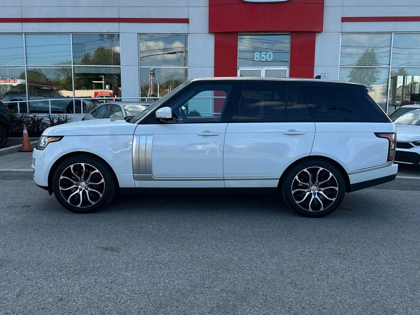 Land Rover Range rover SC Autobiography * * CARFAX * * АВТО КРЕДИТ * *  - изображение 6