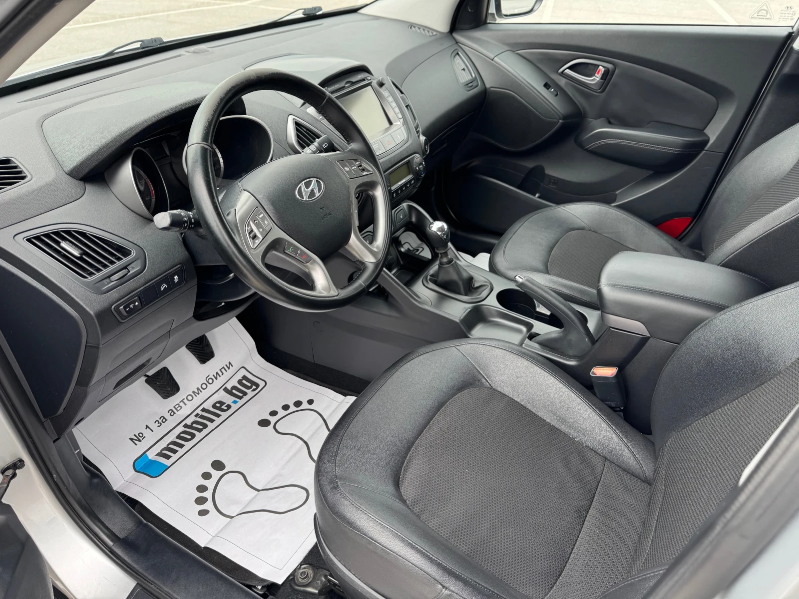Hyundai IX35 1.7 CRDI 2WD XPOSSIBLE - KEYLESS/ CAMERA/ ПОДГРЕВ - изображение 8