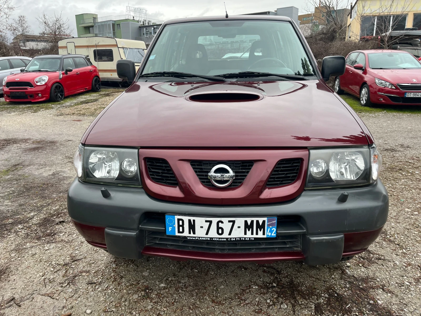 Nissan Terrano 2.7-125к.с. - изображение 2