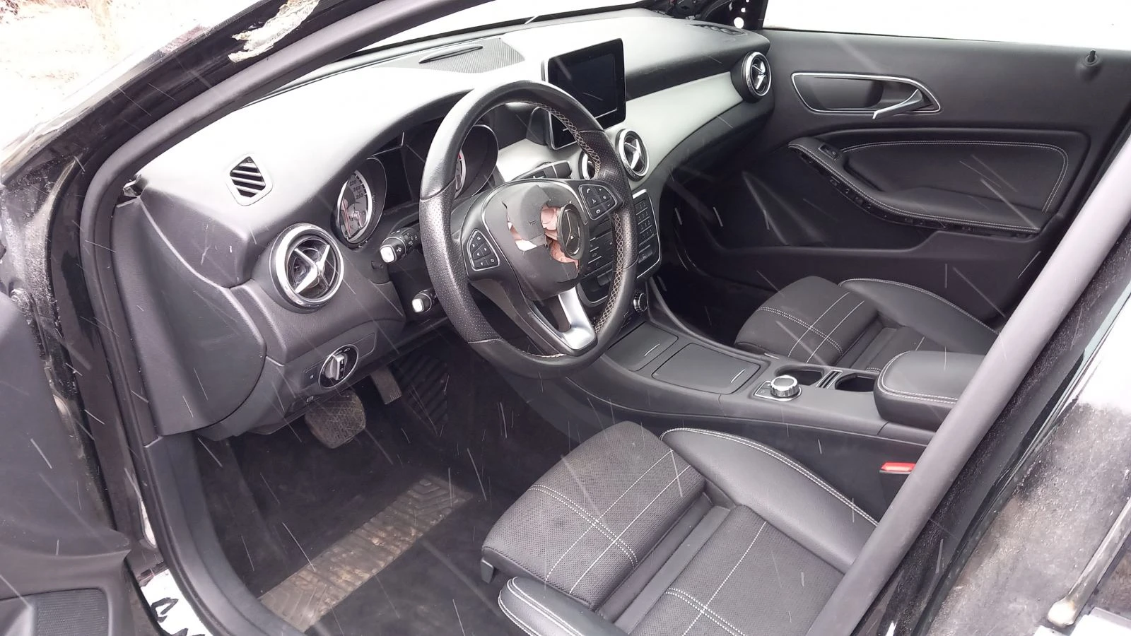 Mercedes-Benz GLA 200  - изображение 3