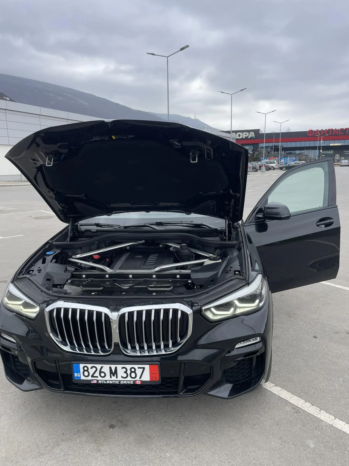 BMW X5 M* SPORT* CARPLAY* ХЕДЪП* ПАНОРАМА* FULL* , снимка 4 - Автомобили и джипове - 53990832