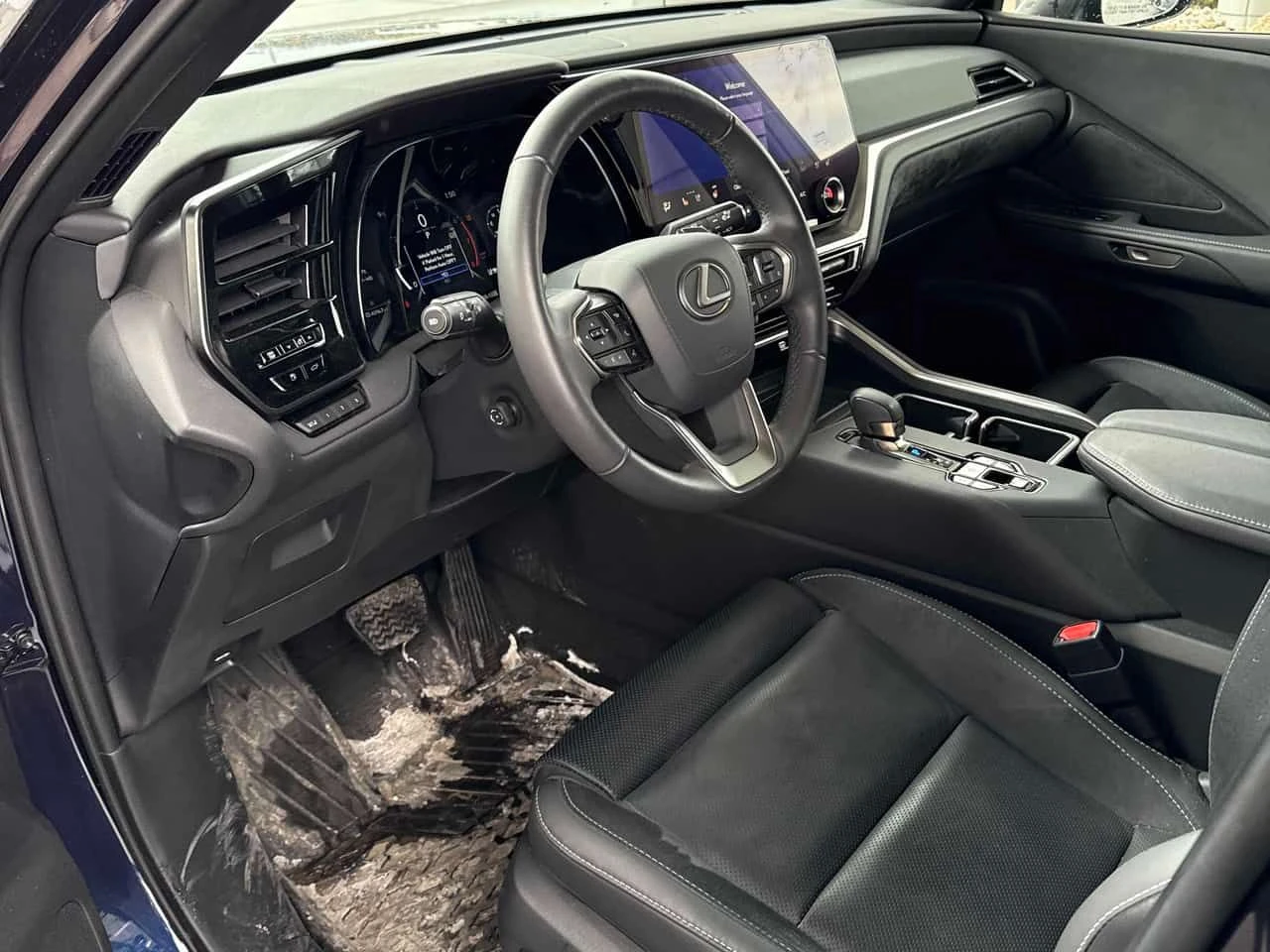 Lexus TX 350 CARFAX /DISTRONIC/CAMERA/ОБДУХВАНЕ/ПАНОРАМА , снимка 5 - Автомобили и джипове - 54023282