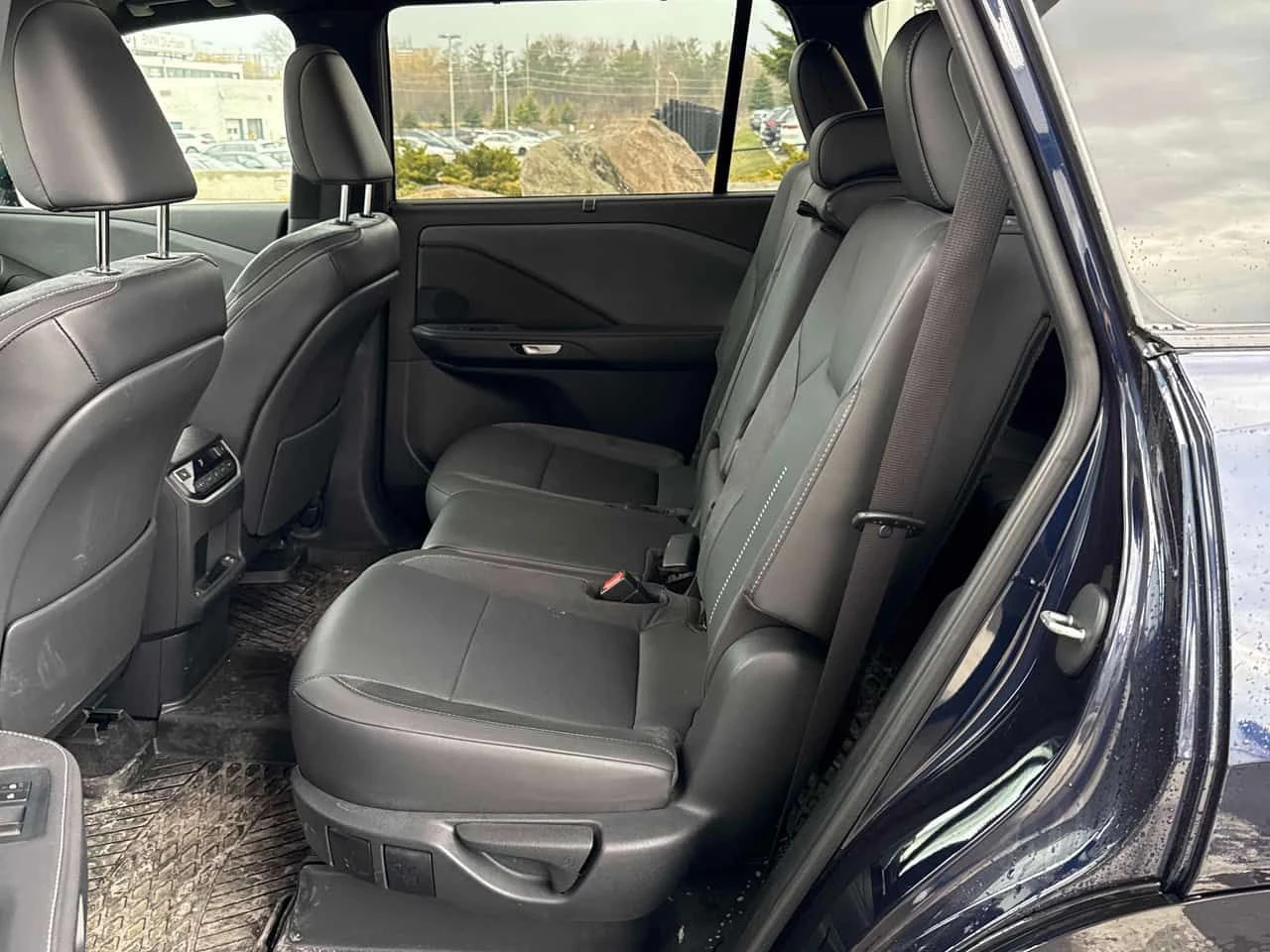 Lexus TX 350 CARFAX /DISTRONIC/CAMERA/ОБДУХВАНЕ/ПАНОРАМА , снимка 13 - Автомобили и джипове - 54023282