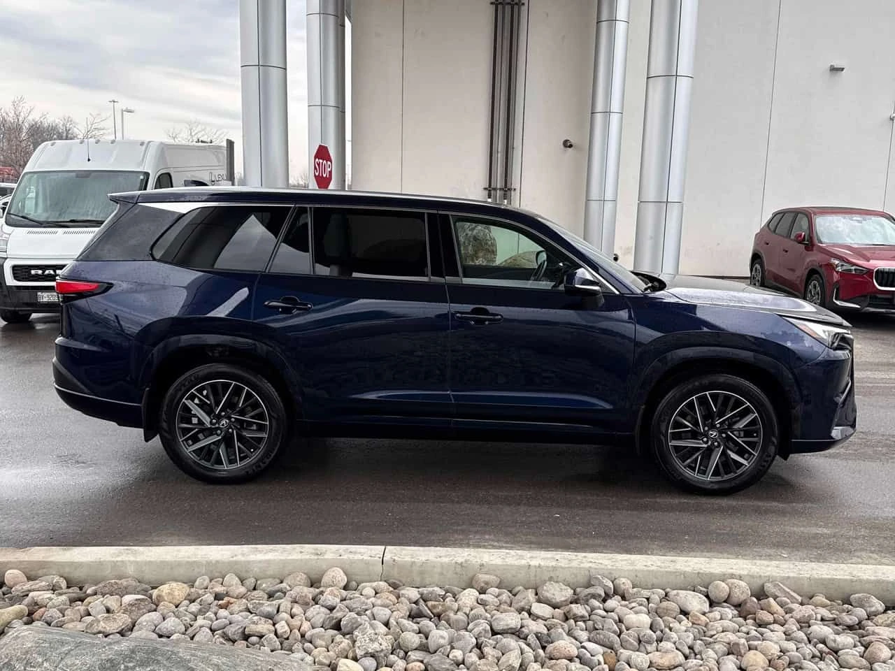 Lexus TX 350 CARFAX /DISTRONIC/CAMERA/ОБДУХВАНЕ/ПАНОРАМА , снимка 3 - Автомобили и джипове - 54023282