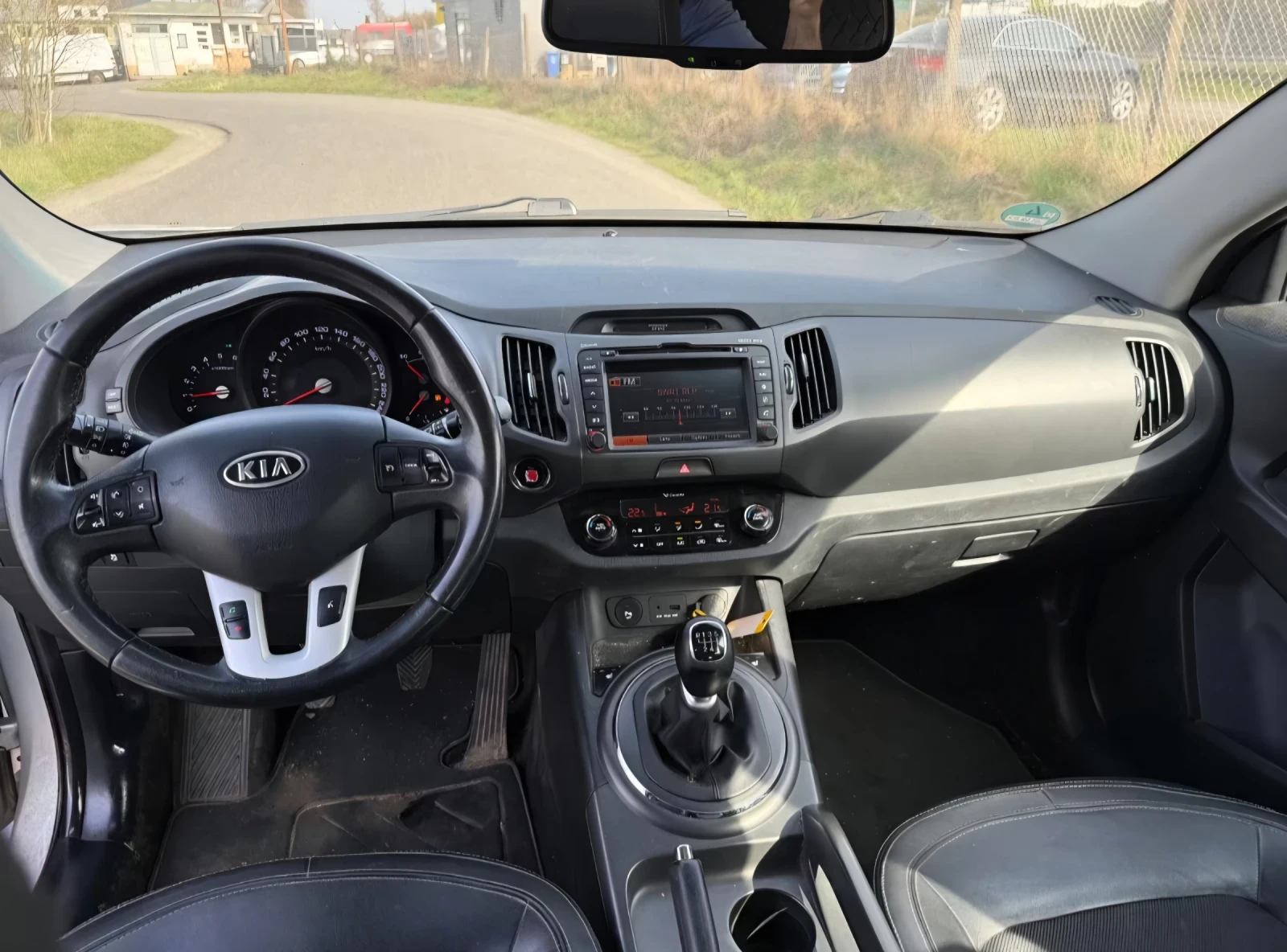 Kia Sportage 2, 0* 136* NAVI* PDC* LED* XENON* КОЖА* CAM* 4* 4, снимка 12 - Автомобили и джипове - 54155479