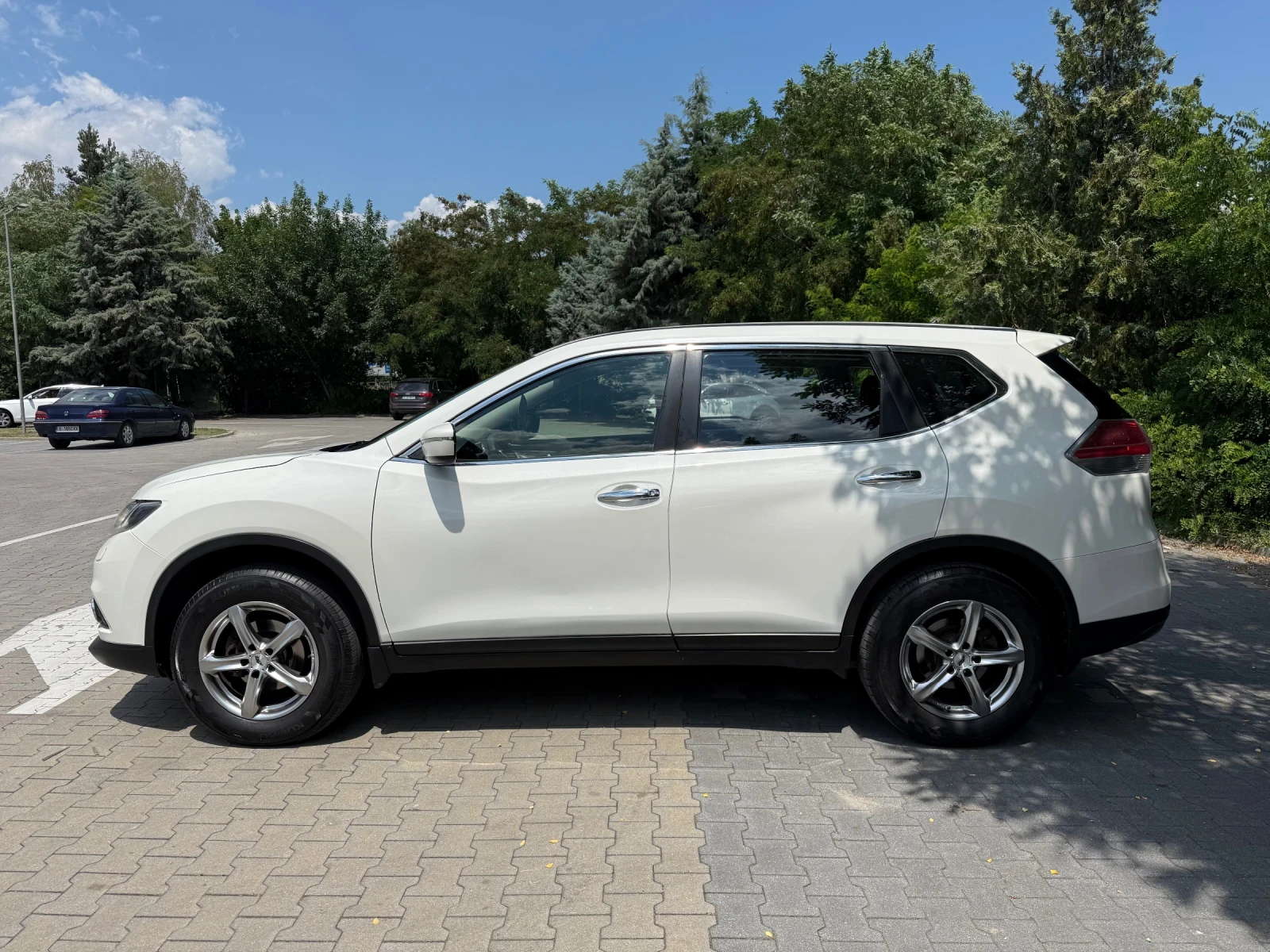 Nissan X-trail, снимка 4 - Автомобили и джипове - 55385273