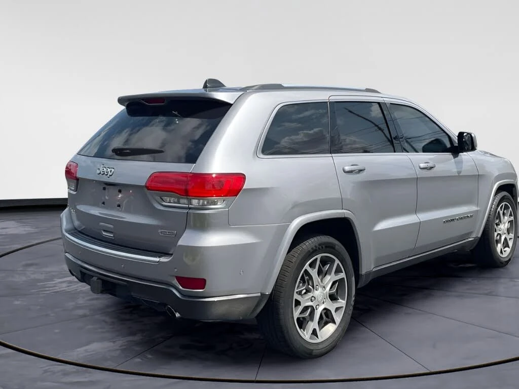 Jeep Grand cherokee AWD Sterling Edition* DISTRONIC* PANORAMA* ПОДГРЕВ, снимка 4 - Автомобили и джипове - 55665196