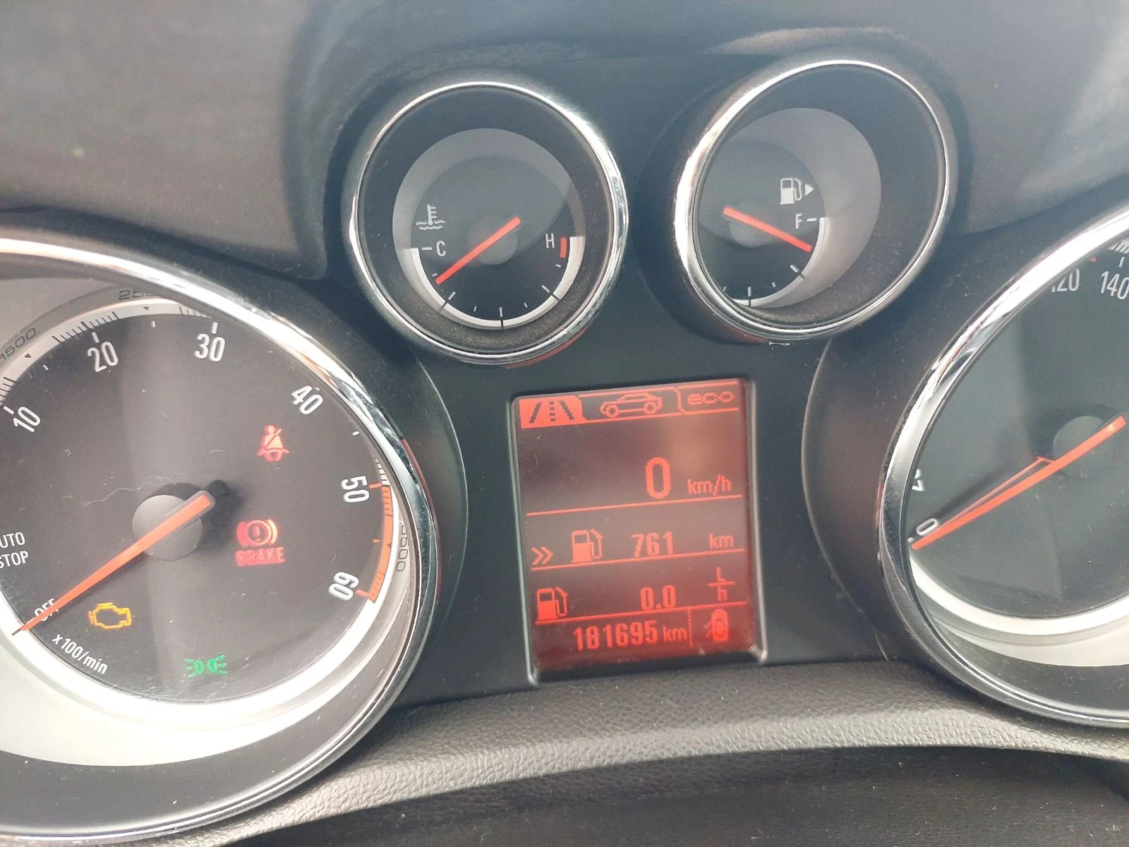 Opel Mokka 4x4, снимка 10 - Автомобили и джипове - 56183040