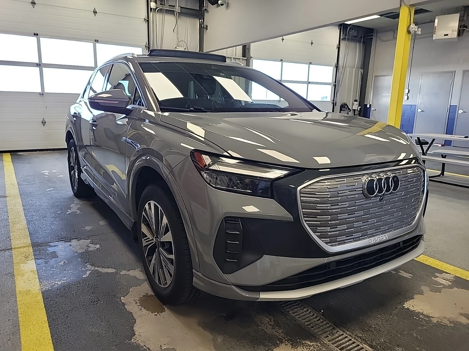 Audi Q4 Е-tron 50 QUATTRO, снимка 17 - Автомобили и джипове - 56422703