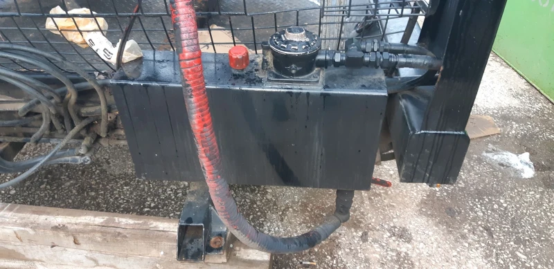 Mercedes-Benz 1938 Уредба за контейнеровоз 8 тона, снимка 9 - Камиони - 53411399