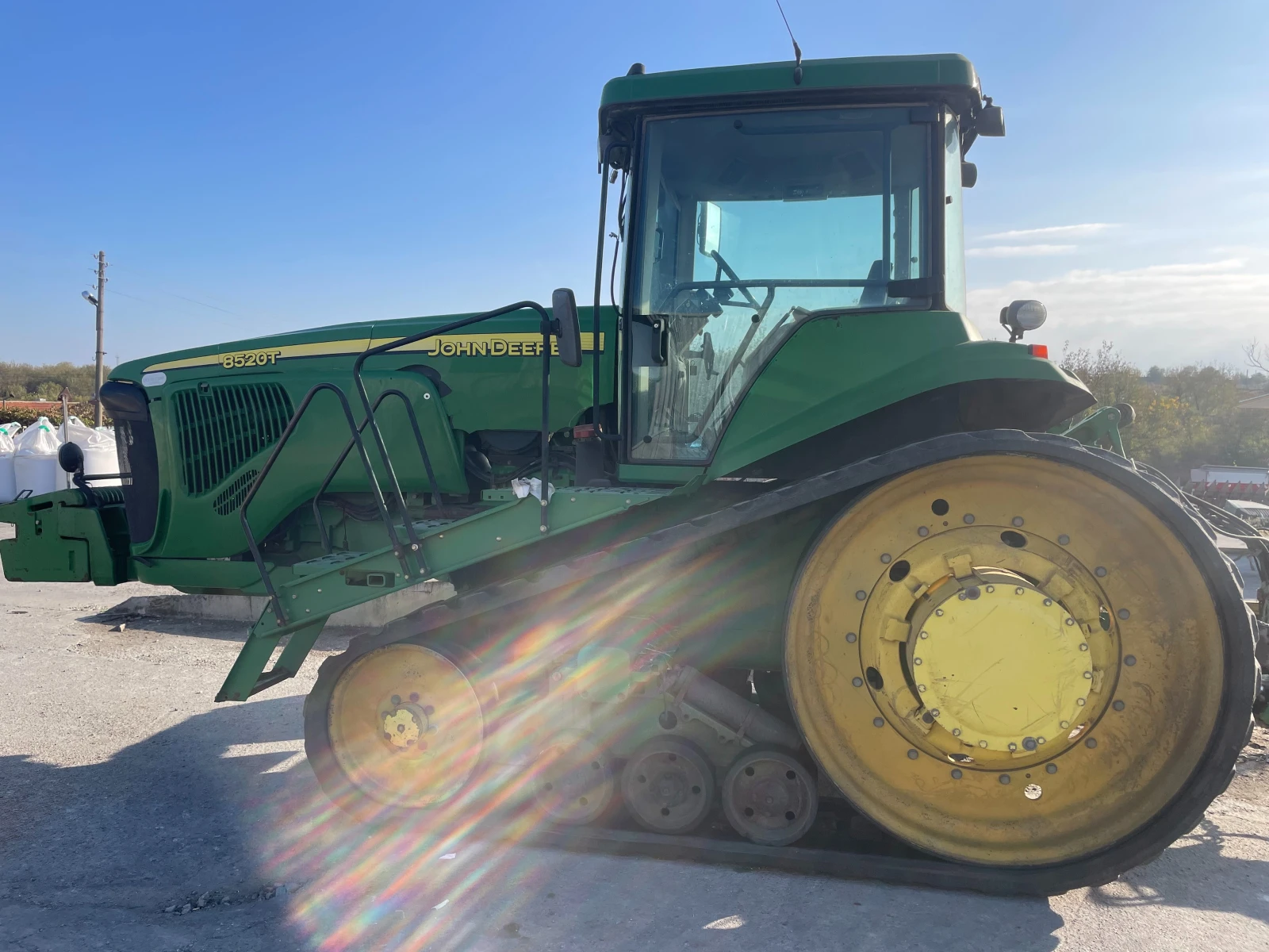 Трактор John Deere 8520T - изображение 4