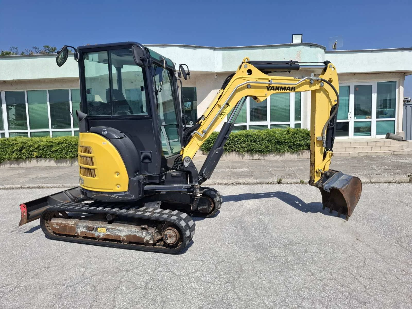 Багер Yanmar VIO 33 - изображение 4