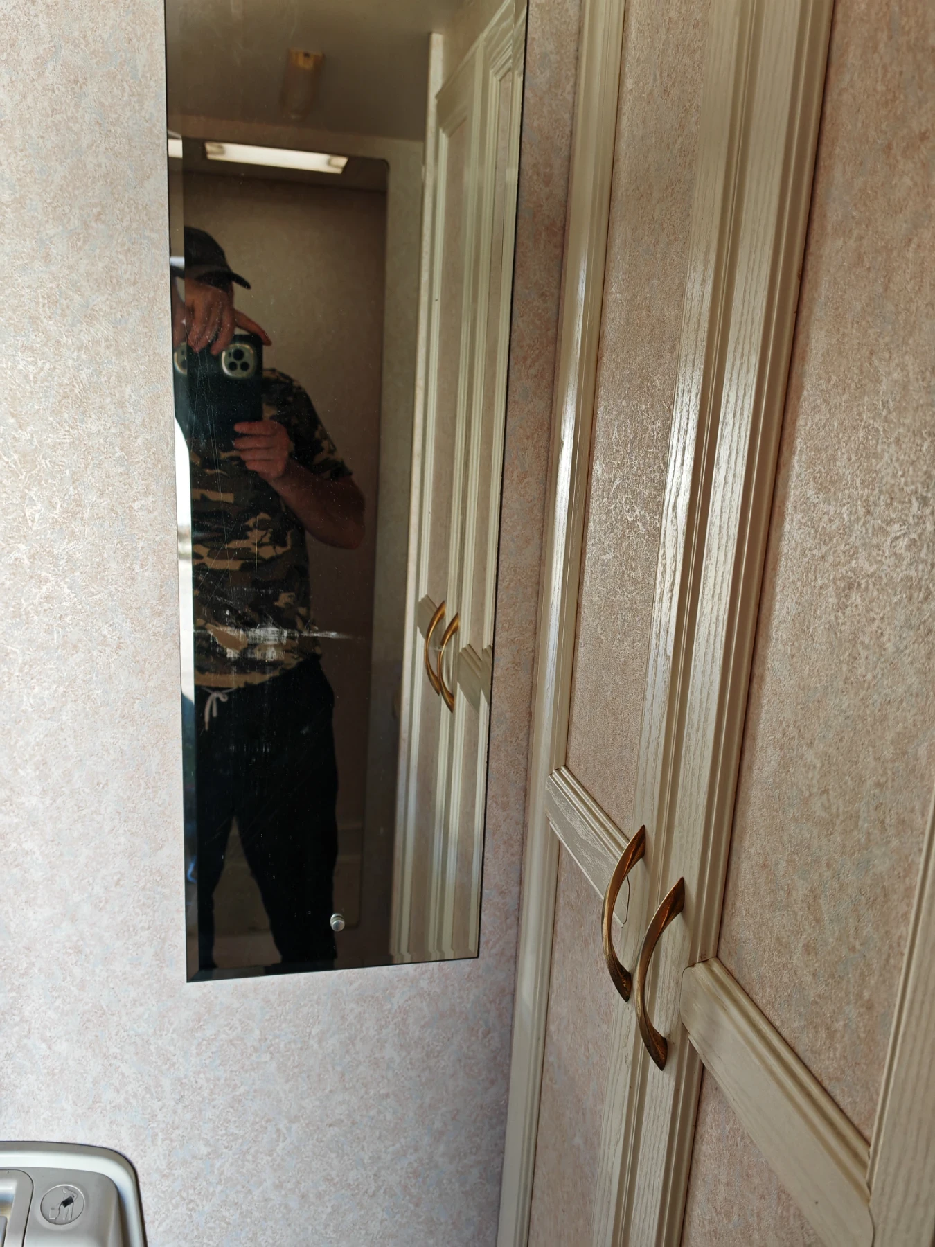 �������� Bailey Reyngar | Mobile.bg � ����������� 16