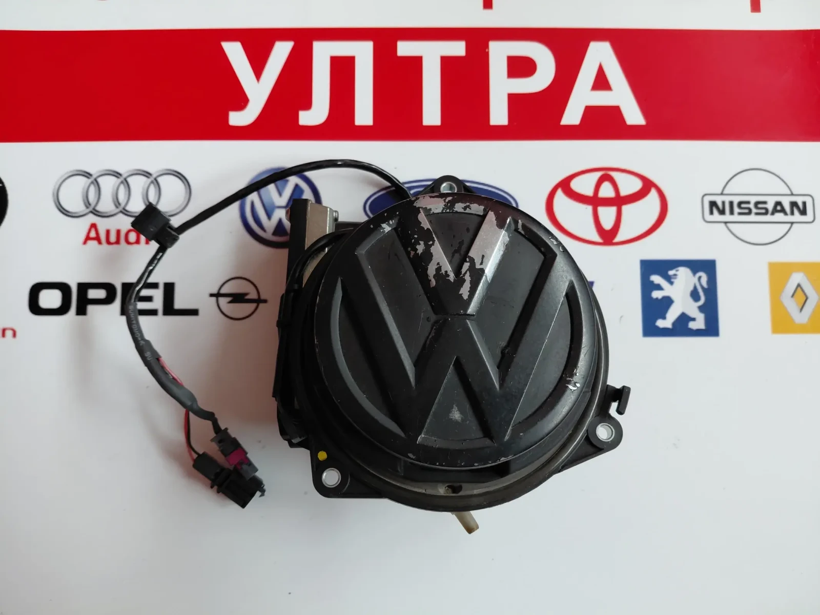 3AE827469L Камера за заден ход VW Passat CC