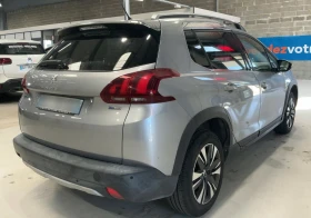 Peugeot 2008 БЕНЗИН* АВТОМАТИК* Apple* CarPlay* ОЧАКВАН* ВНОС *, снимка 5