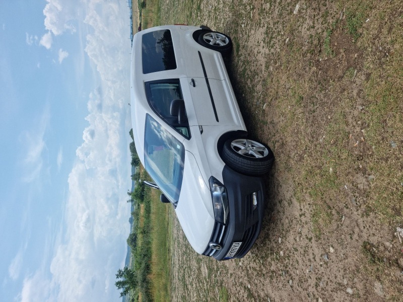VW Caddy, снимка 2 - Автомобили и джипове - 46386720